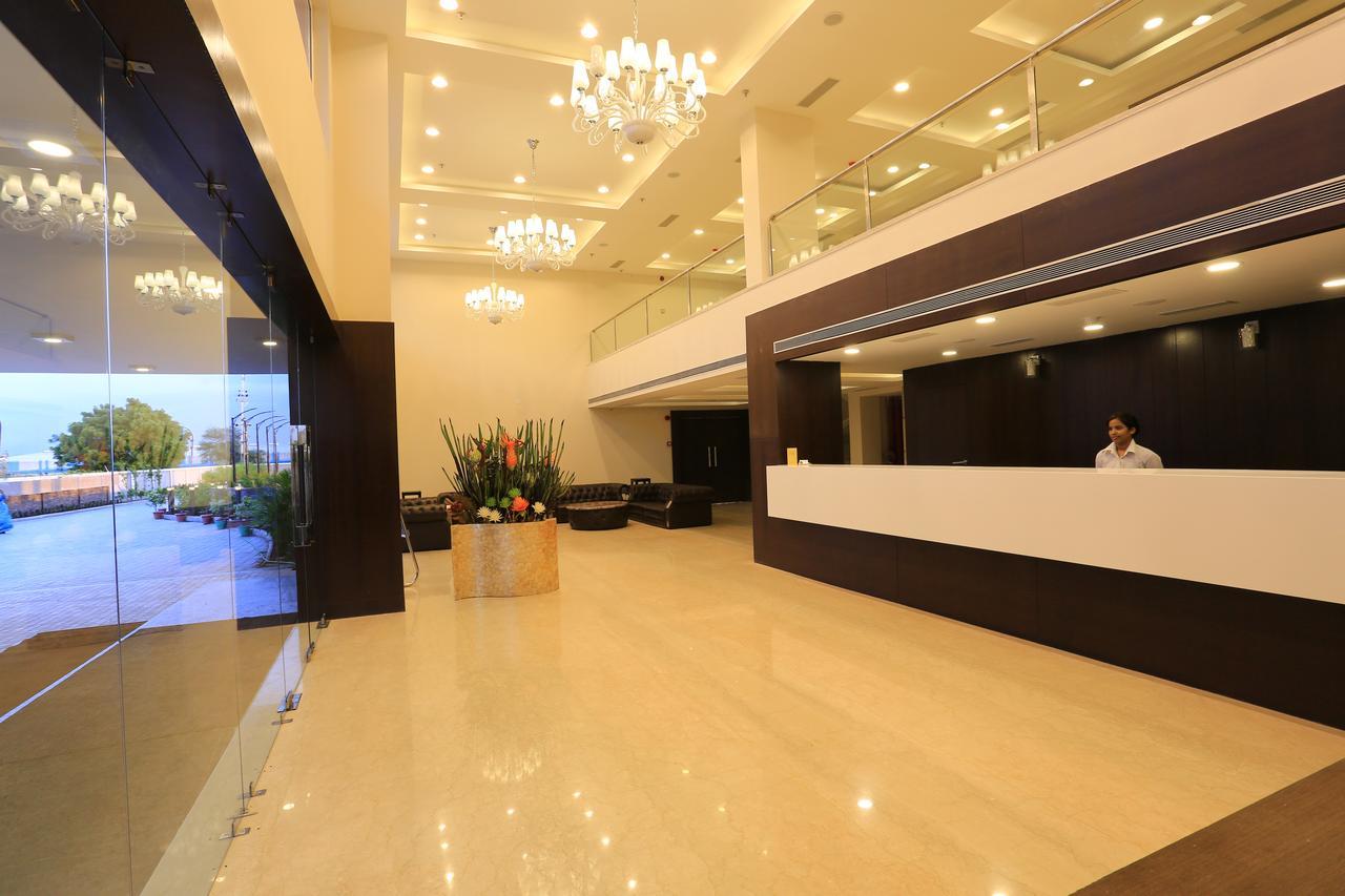 Nandan Kanan Hotel & Resort Sipra ภายนอก รูปภาพ